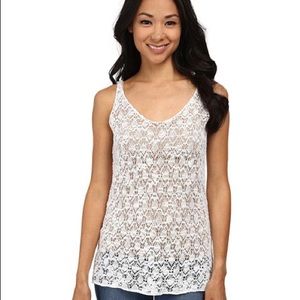 NWOT ‼️‼️ crotched top in GOLD